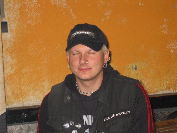 20021115_0009.jpg - click for next picture